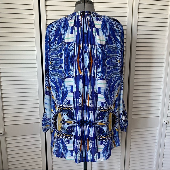 Tribal Blue and White Tunic Top - Picture 3 of 13